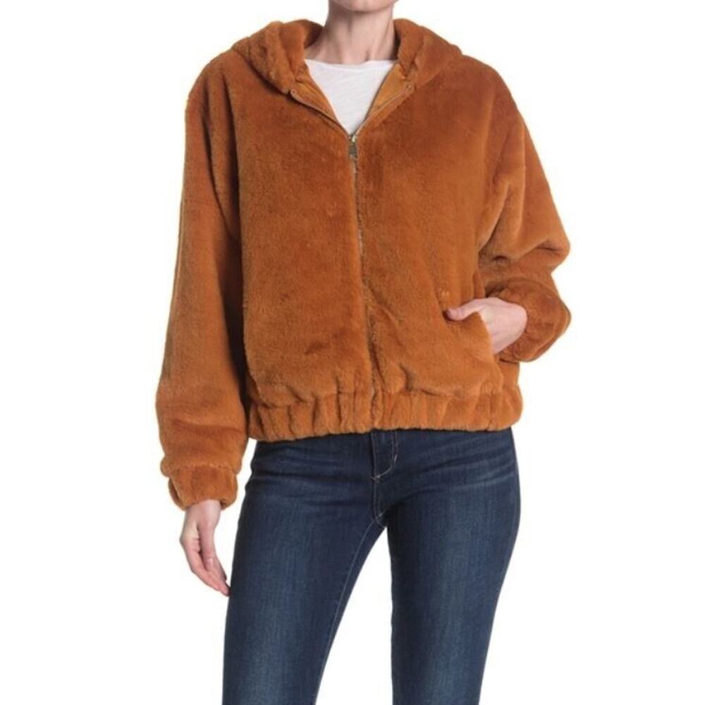 Double Zero Women's Fur Hooded Faux Fur Full Zip Jacket in Cinnamon Small‎